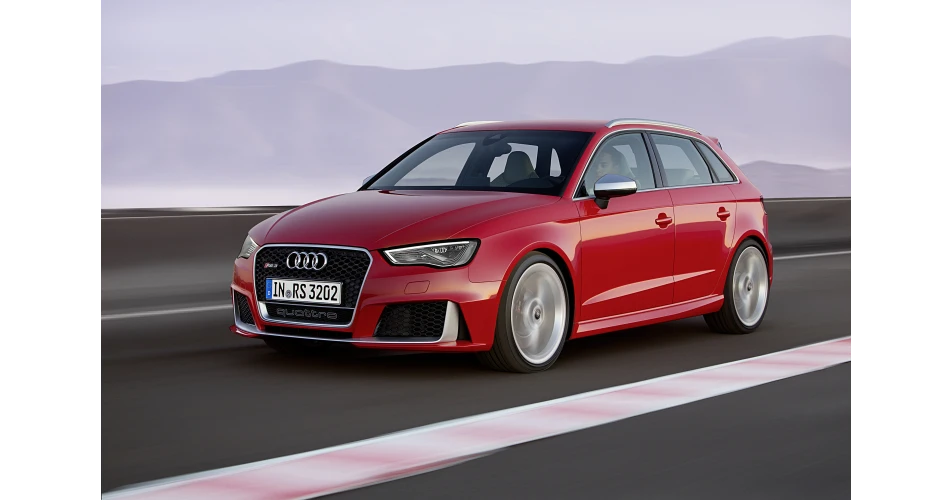 Audi 2.5 TFSi engine wins International award - again!