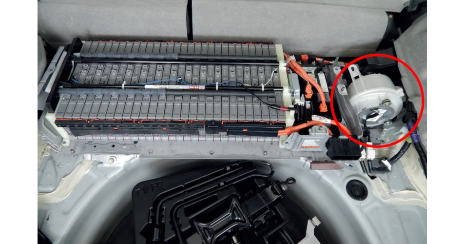 Overheating traction battery compartment on a Prius