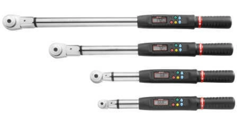 Optimum accuracy with new electronic torque wrenches from Facom