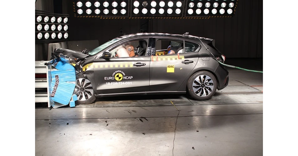 Five star Euro NCAP rating for Ford Focus and Volvo XC40