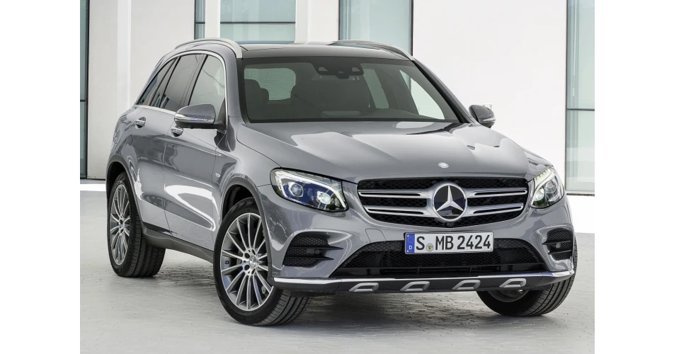 Mercedes-Benz enter the mid-size SUV market