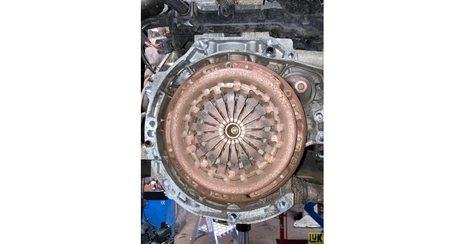 Clutch replacement 2014 Citroën DS3