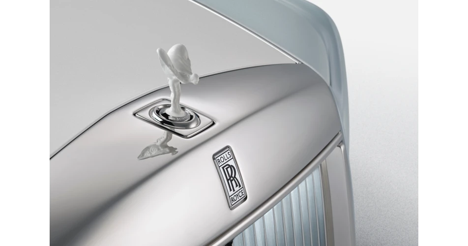 Rolls-Royce to invest more than &euro;360 million in bespoke car plant