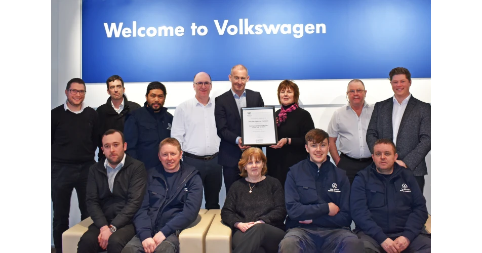 Tom Harvey Motor Company lift VW Commercial Retailer of the Year