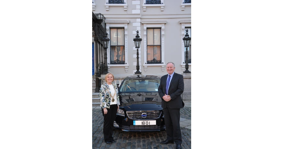 Lord Mayor of Dublin City chooses new Volvo S80