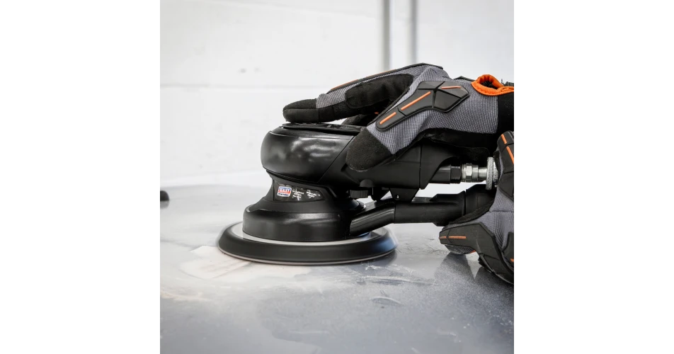 Sealey introduces Self-Contained Dust-Free Air Palm Orbital Sander