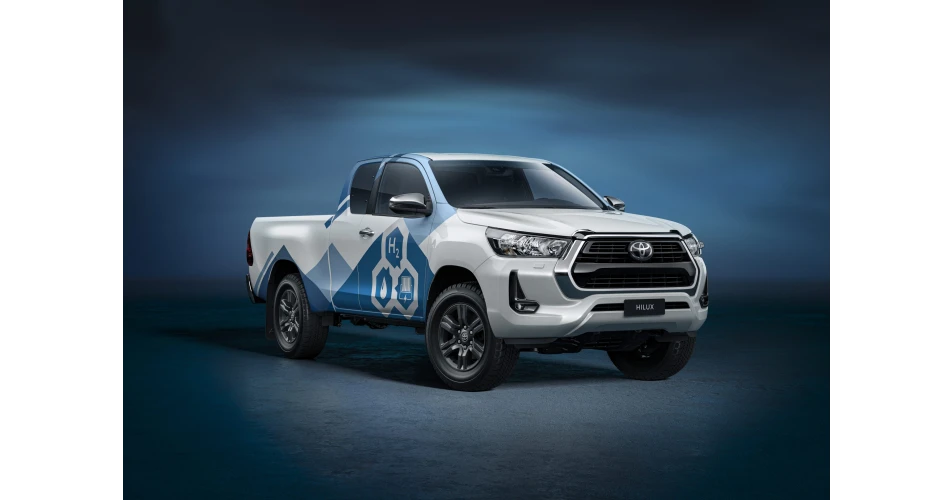 Thatcham Research partners with Toyota on Hydrogen Hilux project