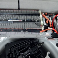 Overheating traction battery compartment on a Prius